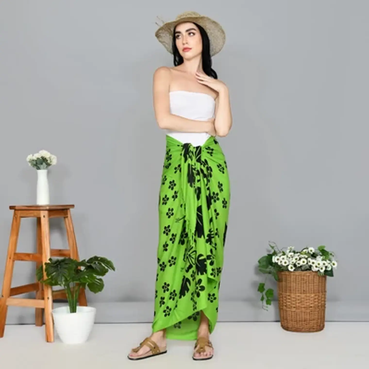 Pareo L 1,75x1,15mts Verde con Hibisco Negro y tipanies 5