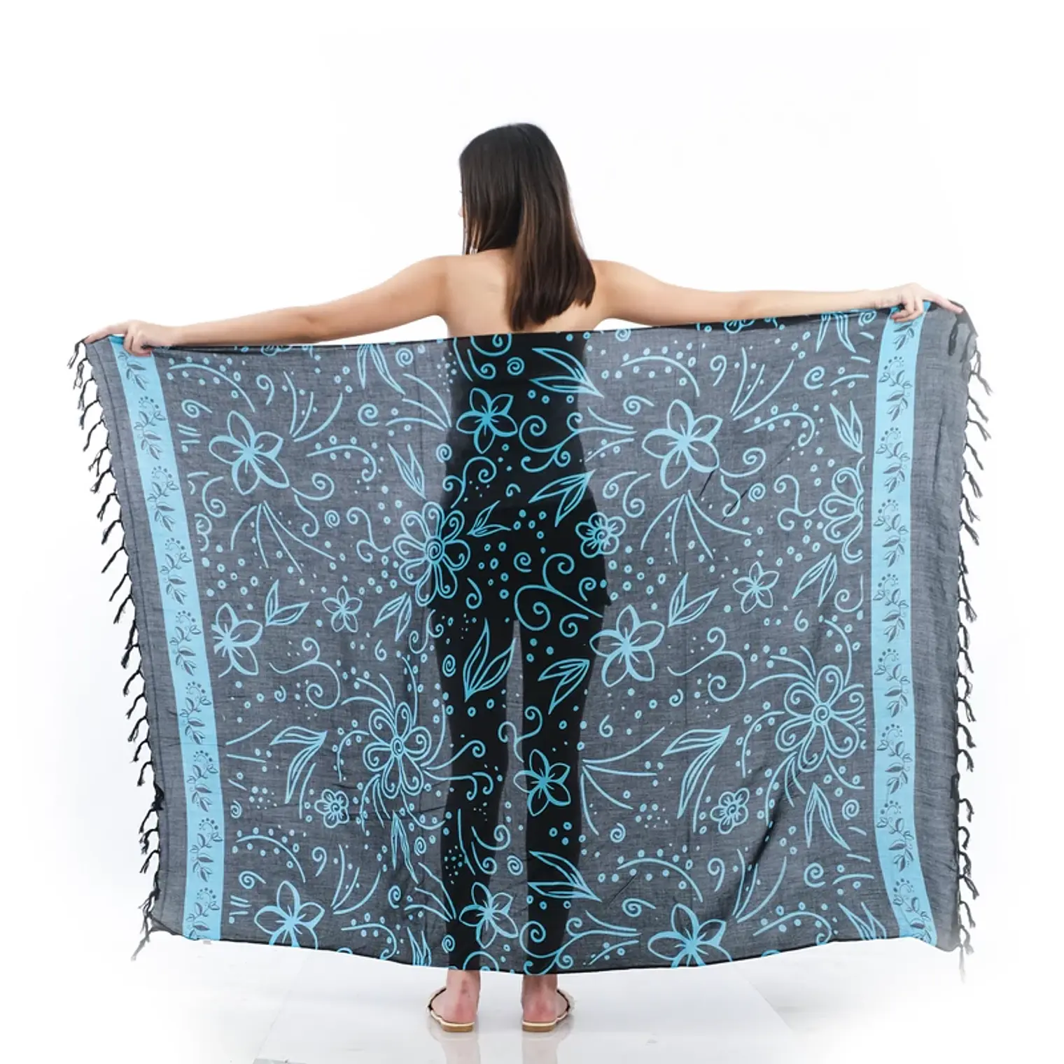 Pareo L 1,75x1,15mts Negro con flores calipso 1