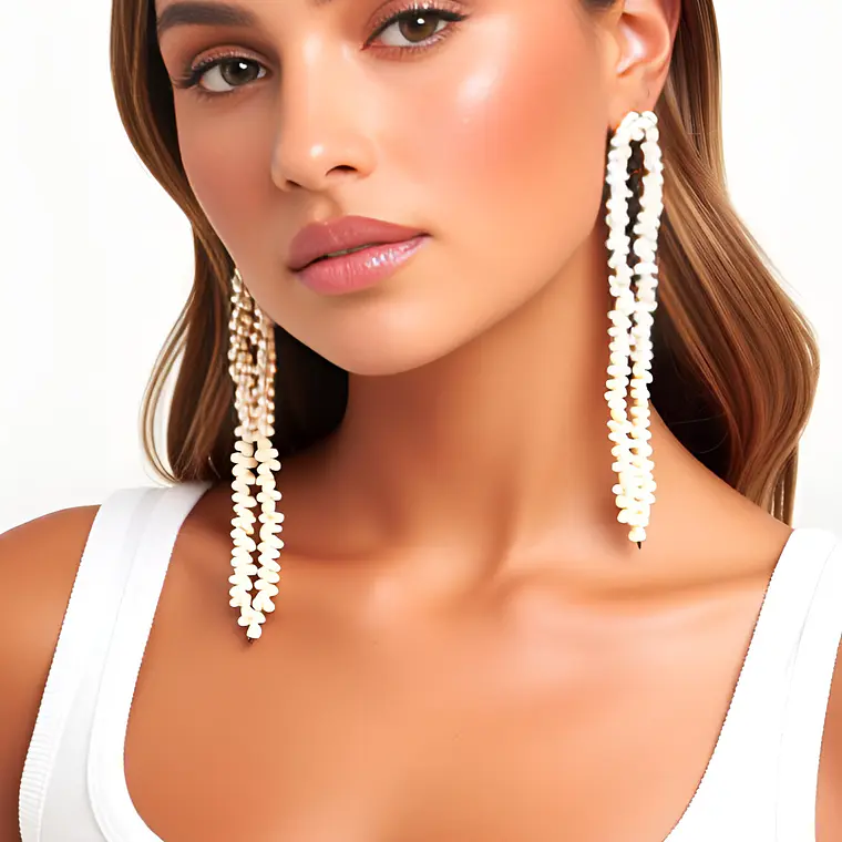Aros largos 10cm con conchitas pipi blanco 1