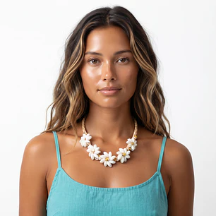 Collar de rafia y flores de concha buble blanca con pipi