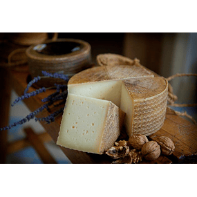 Queso Manchego D.O. Semicurado Pieza de 450g