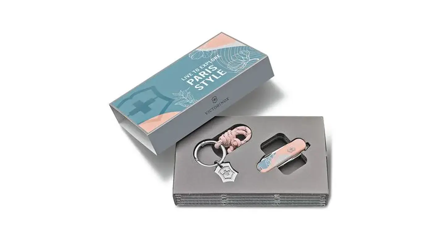 Navaja VICTORINOX Classic SD Paris Style 3