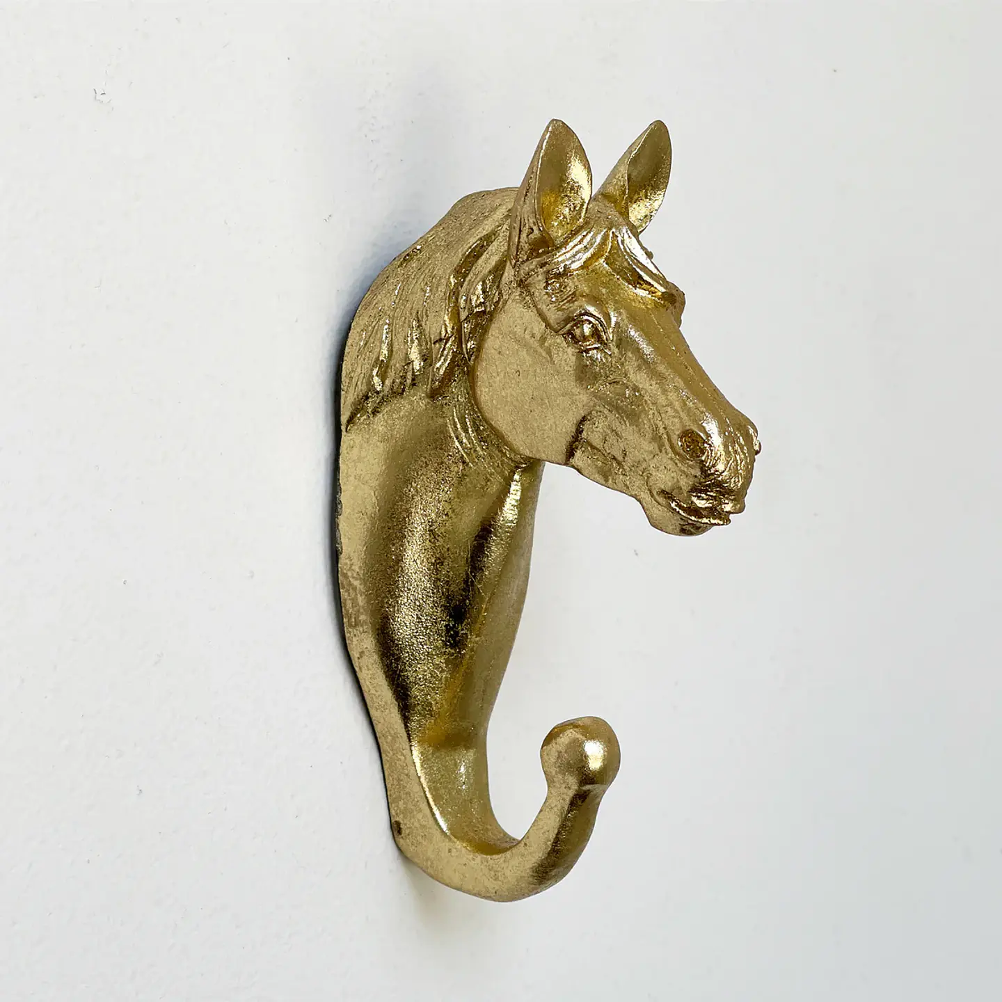 Percha Caballo Dorada 1