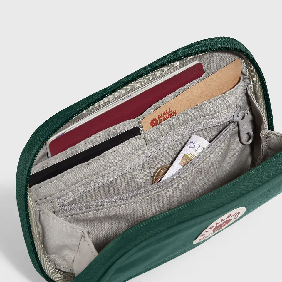 Billetera FJALLRAVEN Kanken Travel Artic Green 3