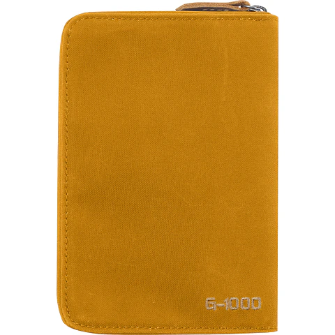 Billetera FJALLRAVEN Passport Wallet Acorn