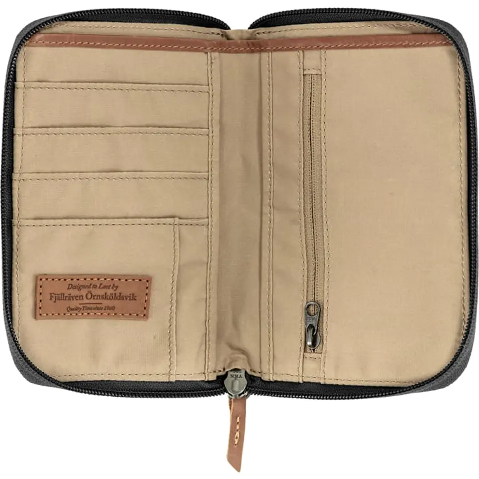 Billetera FJALLRAVEN Passport Wallet Acorn 3