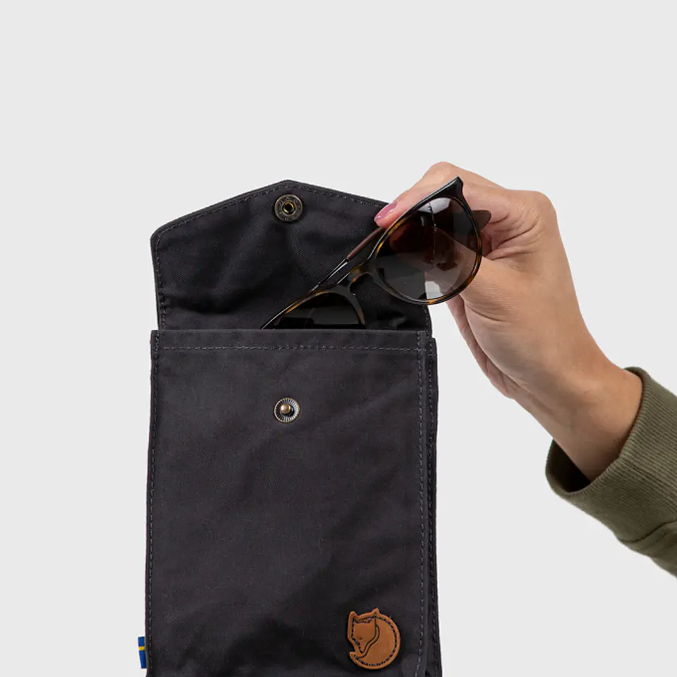 Bolso FJALLRAVEN Pocket Black 3