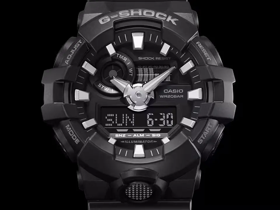 Reloj G-SHOCK GA-700-1B 3