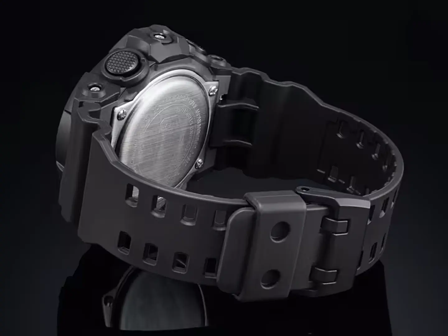 Reloj G-SHOCK GA-700-1B 5