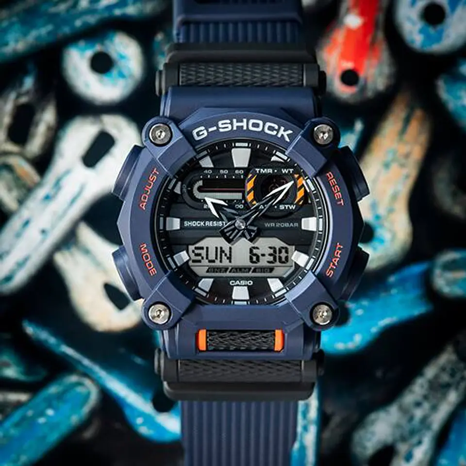 Reloj G-SHOCK GA-900-2A 3