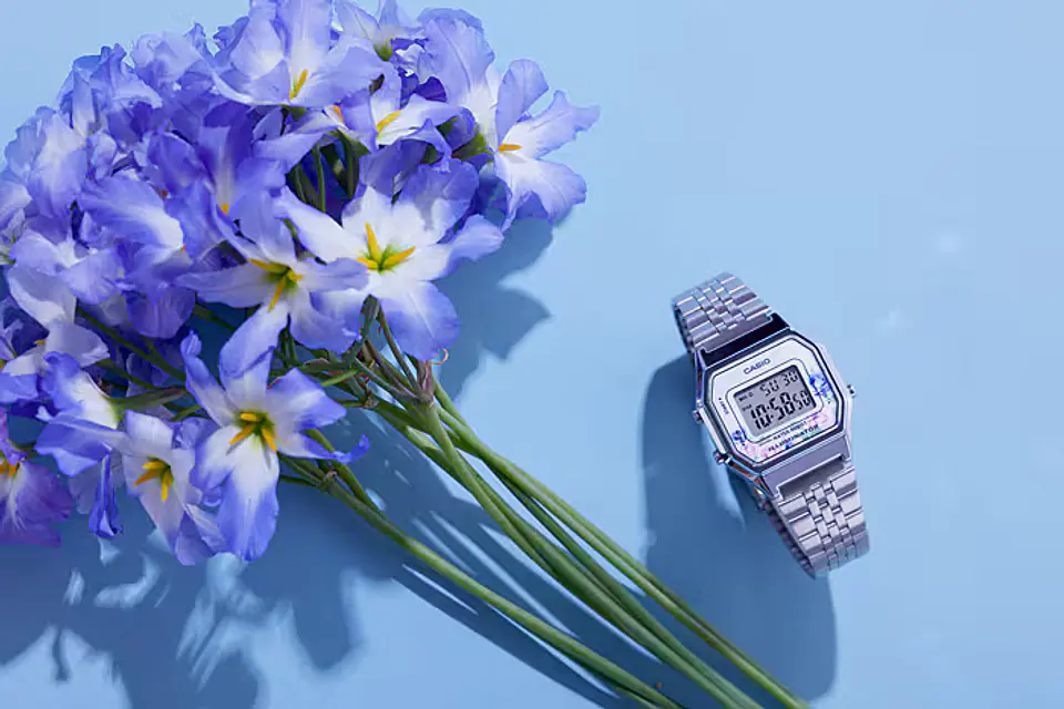 Reloj CASIO LA680WA-4C 3