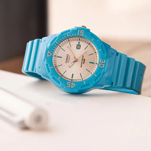 Reloj CASIO LRW-200H-2E3V