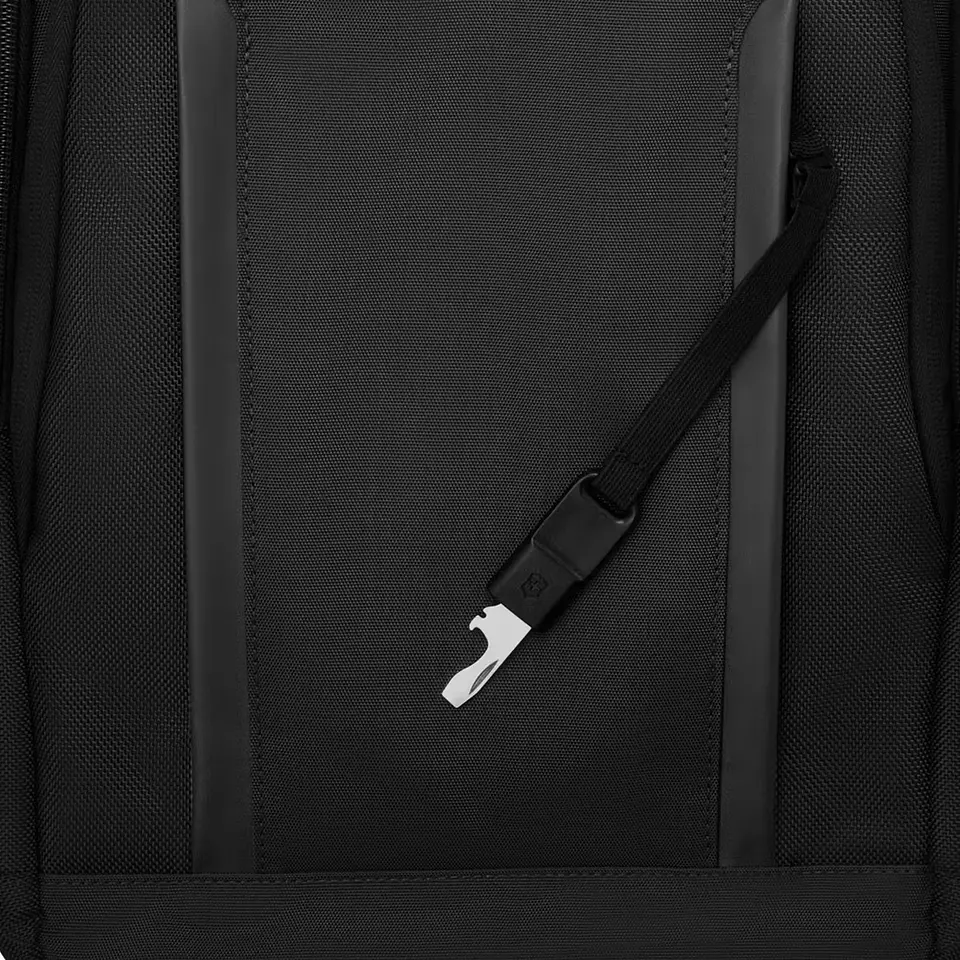 Mochila VICTORINOX Almont Professional Fliptop Laptop Negro 12