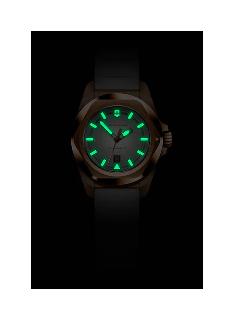 Reloj VICTORINOX W I.N.O.X. Small