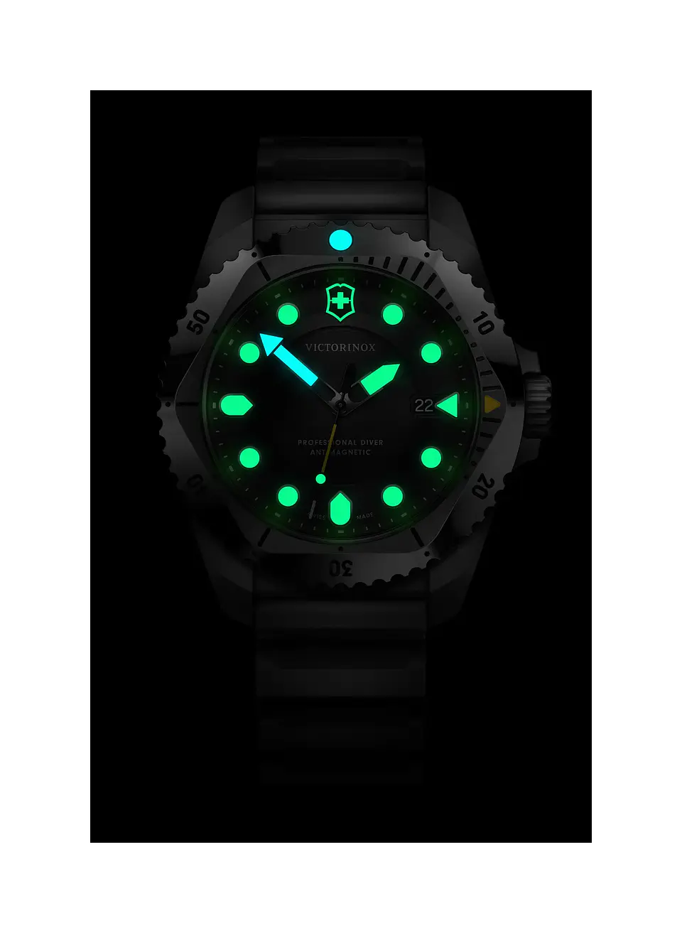 Reloj VICTORINOX Dive Pro Quartz Negro 2