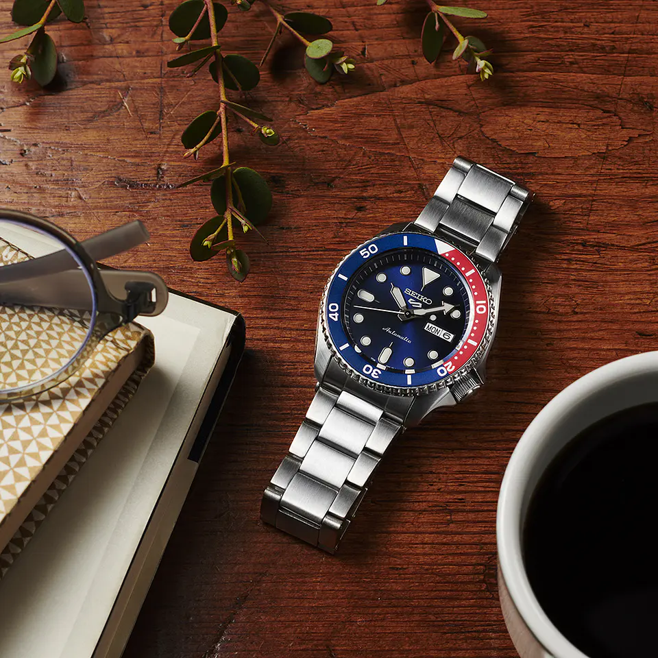 Reloj SEIKO 5 Sports Automatic SRPD53K1 5