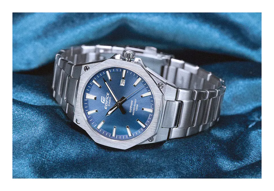 Reloj EDIFICE EFR-S108D-2AV 2