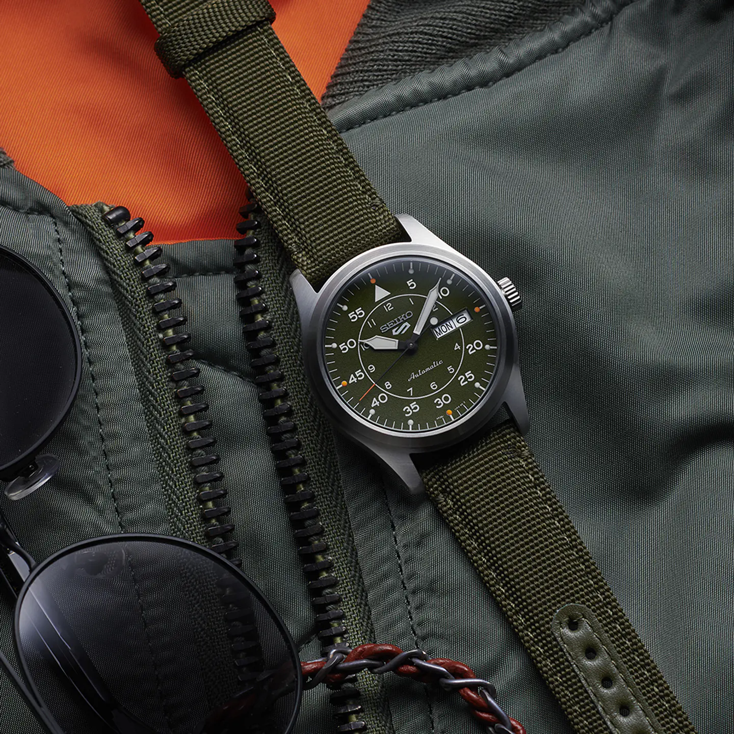 Reloj SEIKO 5 Sports Field Automatic SRPH29K1 2