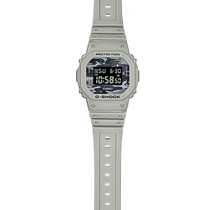 Reloj G-SHOCK DW-5600CA-8