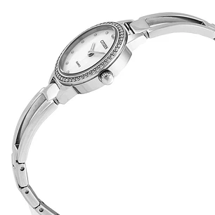 Reloj CITIZEN W Quartz EZ7011-88A