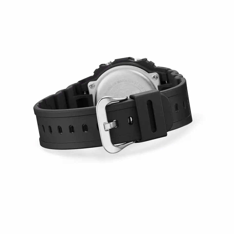 Reloj G-SHOCK DW-5600UE-1 4