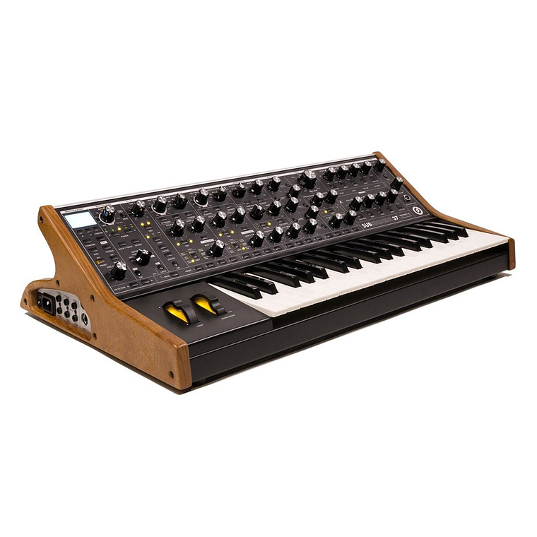 Moog Subsequent 37 Sintetizador 3