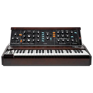 Moog Minimoog Model D Sintetizador Análogico