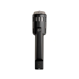 Warm Audio Retro 64 Micrófono Dinámico