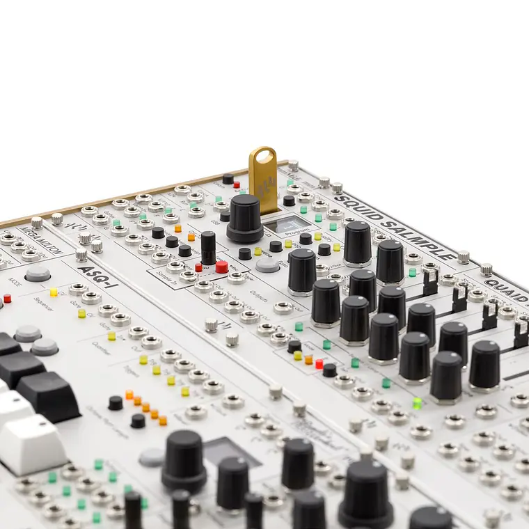 ALM Busy Circuits Turismo Sintetizador Modular Eurorack 5