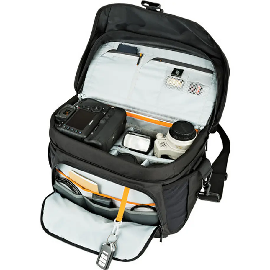 Lowepro Nova 200 AW II Preta - Bolsa Grande para Fotografia ou Vídeo 3