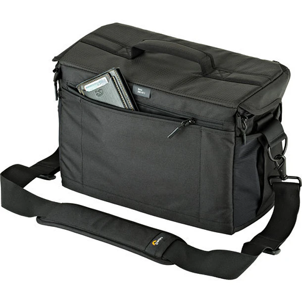 Lowepro Nova 200 AW II Preta - Bolsa Grande para Fotografia ou Vídeo 7