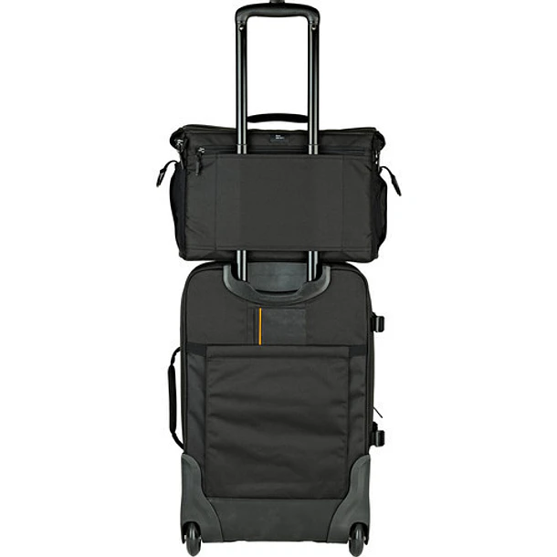 Lowepro Nova 200 AW II Preta - Bolsa Grande para Fotografia ou Vídeo 9
