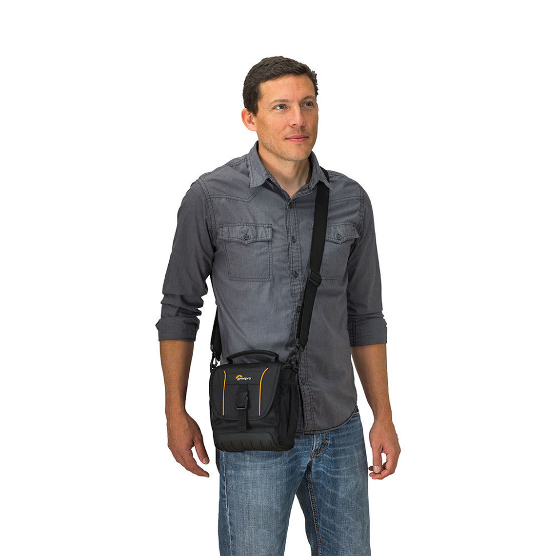 Lowepro Adventura SH 140 II - DESCONTINUADA 8