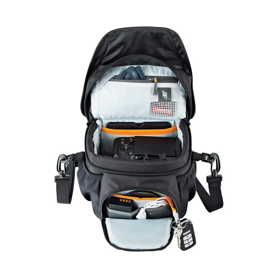 Lowepro Nova 140 AW II (Black) 3