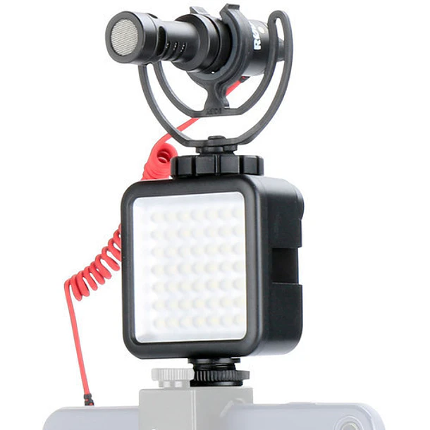 Ulanzi VL49 Mini Lámpara Led Con Batería Recargable y Soporte de Accesorios 3