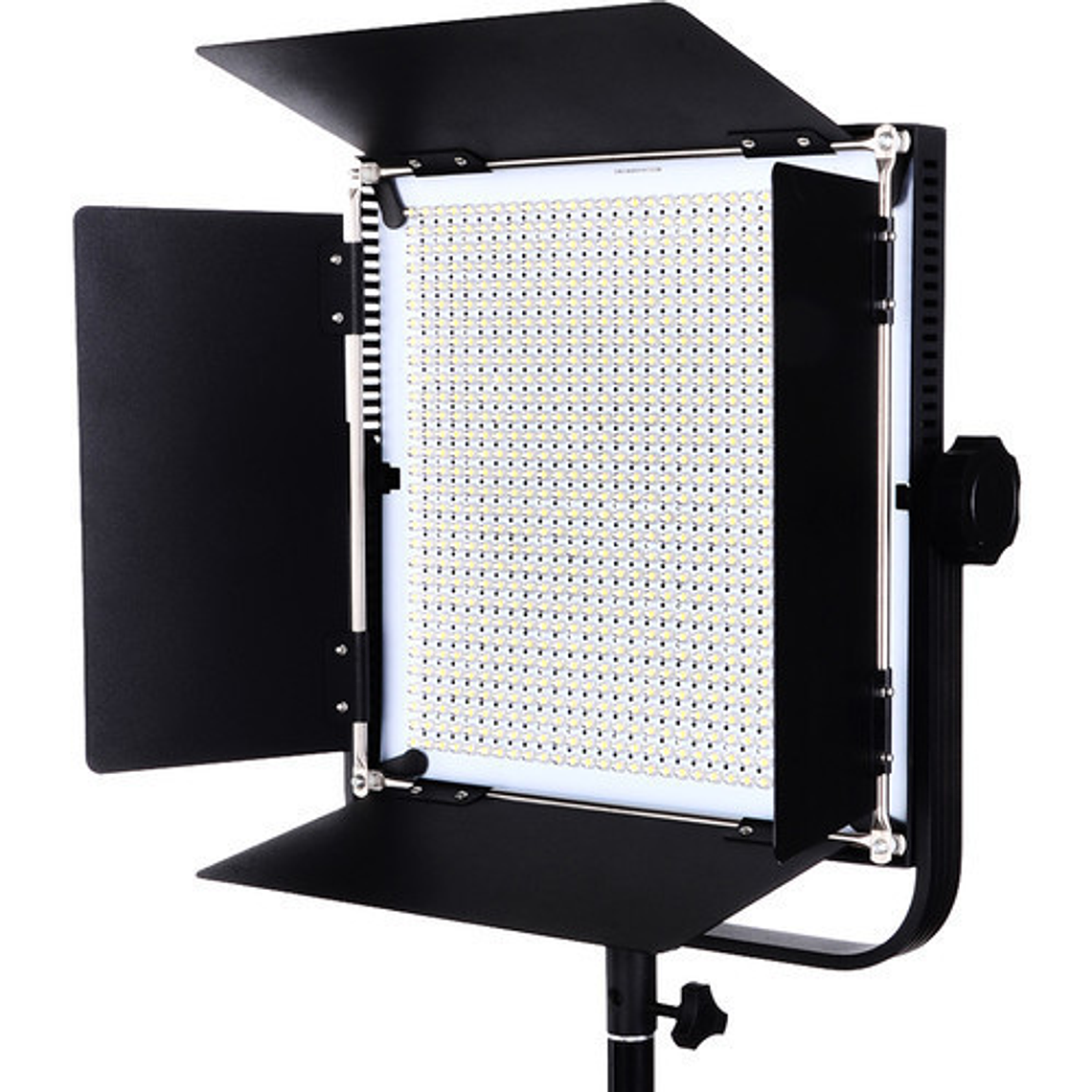 Bescor FP-900K  Set Iluminación Estudio FP-900K Incluye 2 Paneles Bi-Color con aletas y trípodes 2