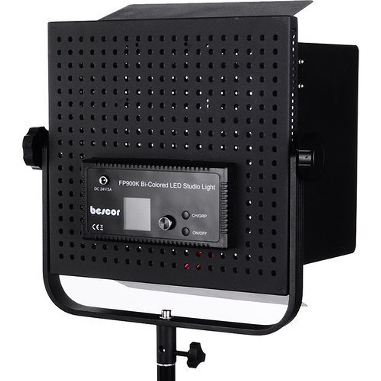 Bescor FP-900K  Set Iluminación Estudio FP-900K Incluye 2 Paneles Bi-Color con aletas y trípodes 9