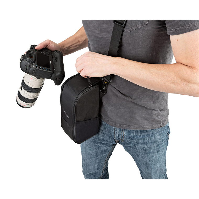 Lowepro ProTactic Lens Exchange 200 AW (Black) 16