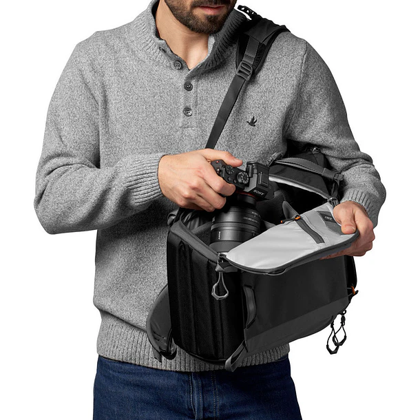 Lowepro Photo Active BP 200 AW Backpack (Black/Dark Gray) 14