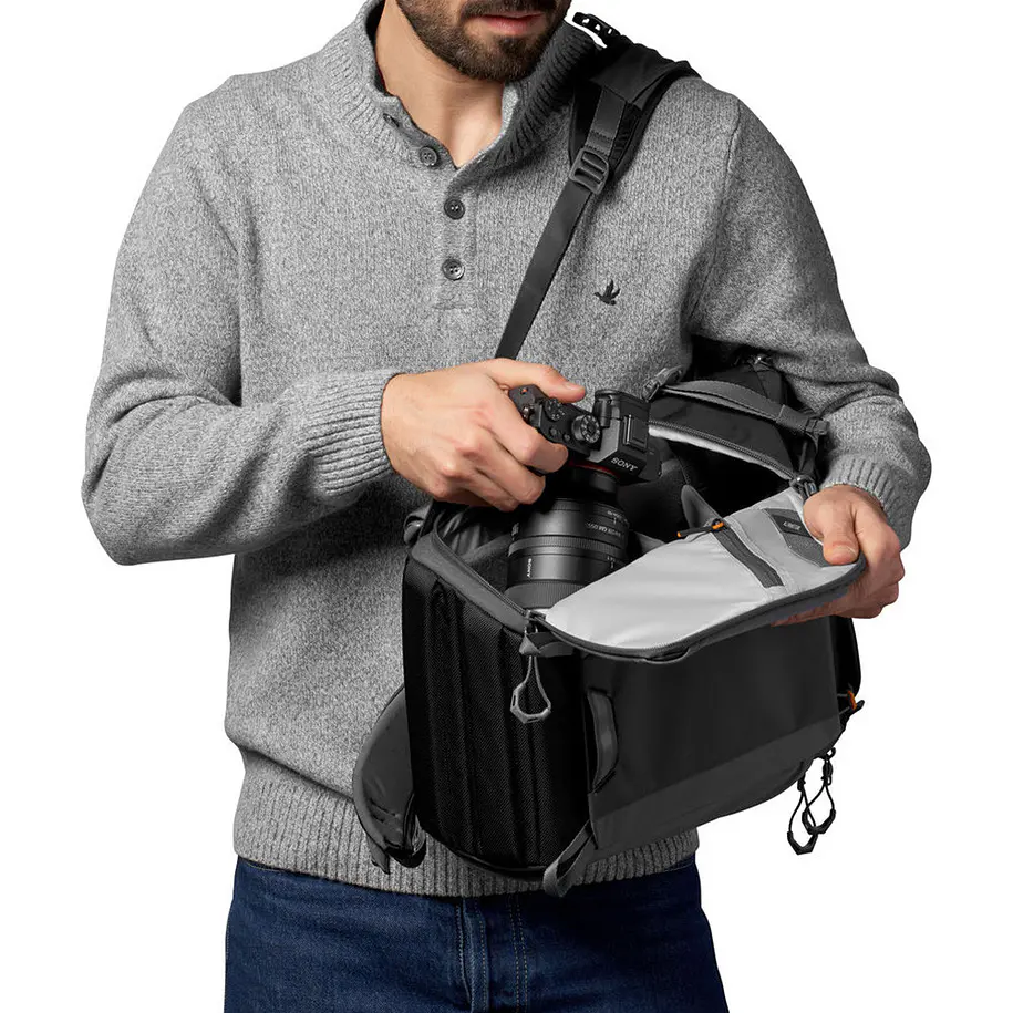 Lowepro Photo Active BP 200 AW Backpack (Black/Dark Gray) 14