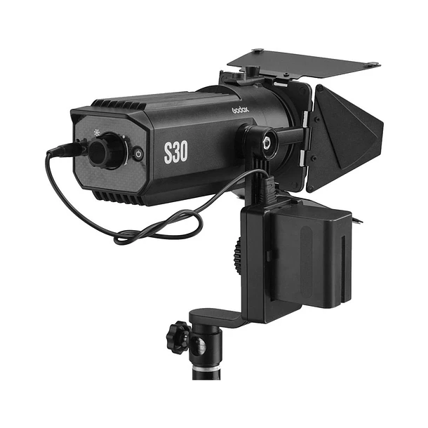 Godox S30 Cañon Led Con Control de Enfoque Para Concentrar Luz 9