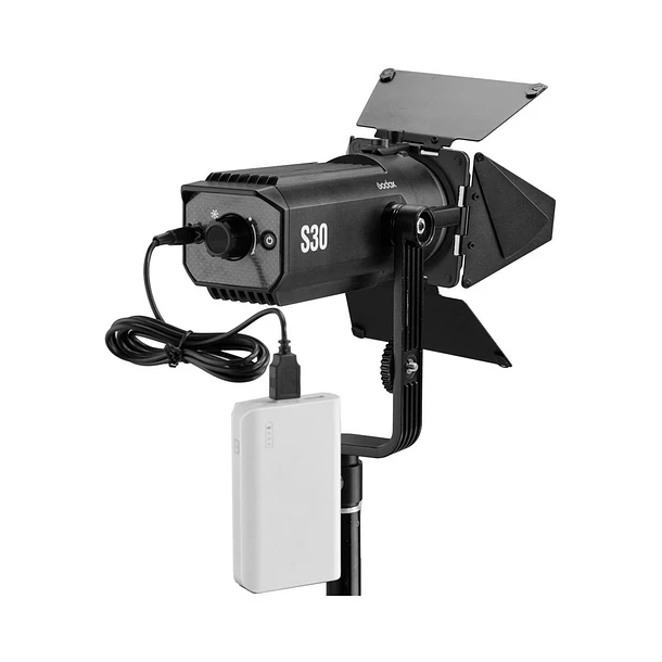 Godox S30 Cañon Led Con Control de Enfoque Para Concentrar Luz 11