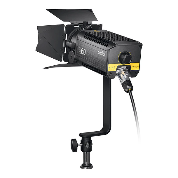 Godox S60 Cañon Led Con Control de Enfoque Para Concentrar Luz Más Potente 3