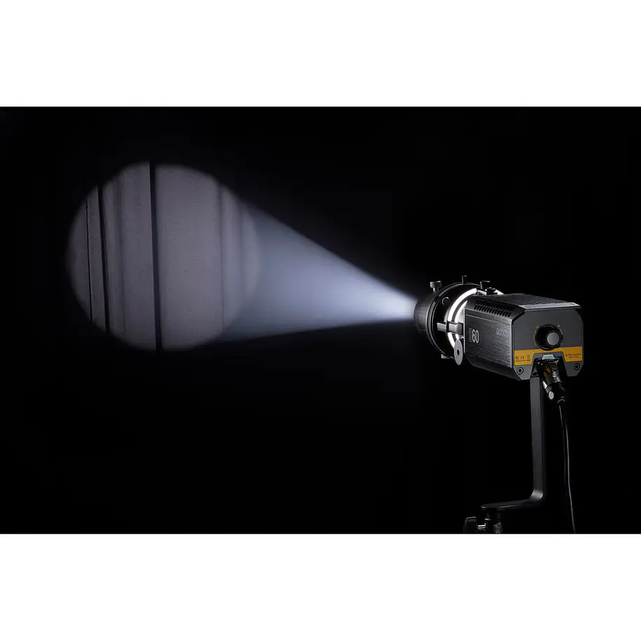 Godox S60 Cañon Led Con Control de Enfoque Para Concentrar Luz Más Potente 13