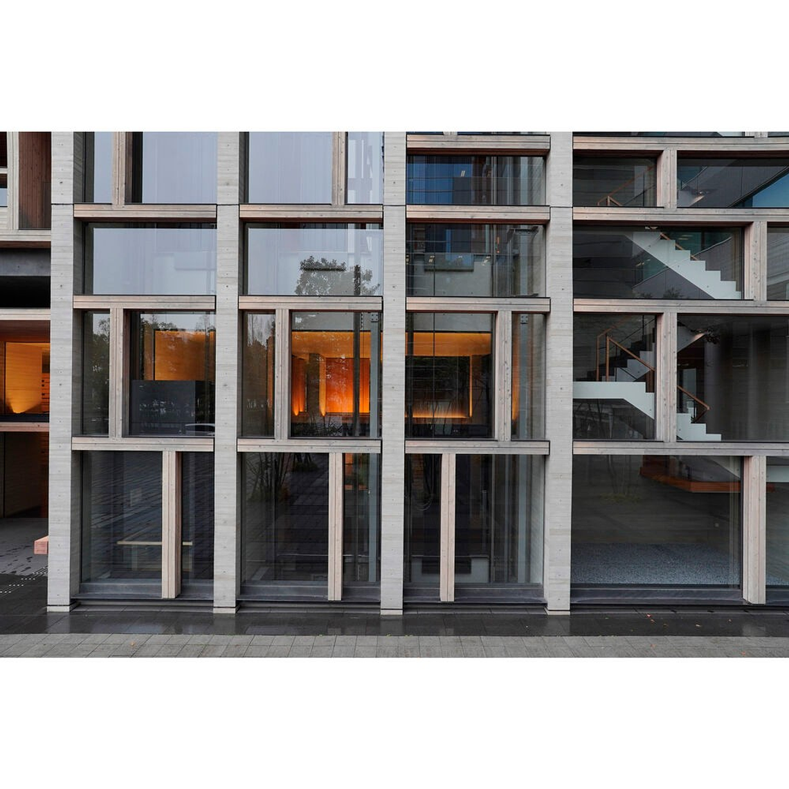 Sony ZV-E10 Cámara Mirrorless Solo Cuerpo Sin Lente (negra) [ZV-E10/BQ E38] 22