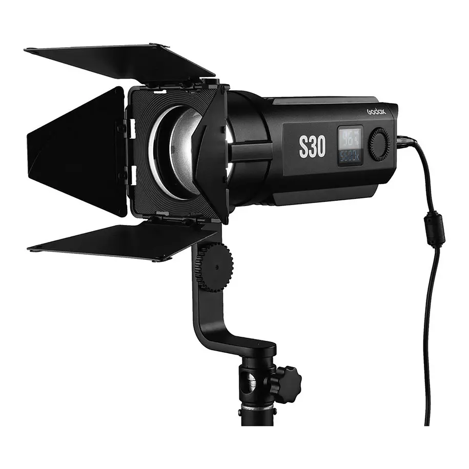 Godox S30 x 3 Maleta de 3 Luces Led Enfocable Con Accesorios S30-D 5