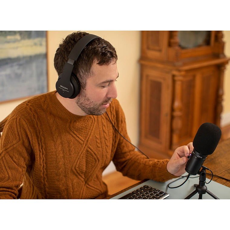 Zoom ZUM-2PMP Pack de Podcast Con Audífonos y Micrófono USB 16