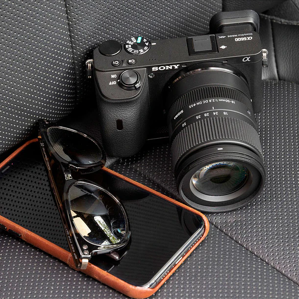 Sigma 18-50 mm f2.8 DC DN Contemporary  Para Sony E 5