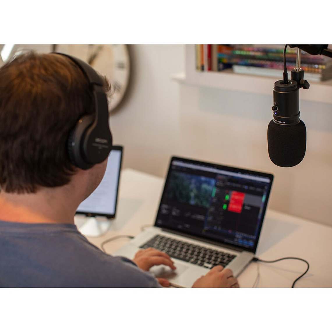 Zoom ZUM-2PMP Pack de Podcast Con Audífonos y Micrófono USB 19