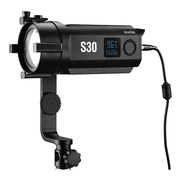 Godox S30 x 3 Maleta de 3 Luces Led Enfocable Con Accesorios S30-D 15